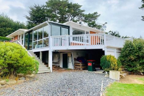 Photo of property in 47 Karetai Road, Highcliff, Dunedin, 9077