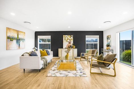 Photo of property in 7 Somerset Place, Stanmore Bay, Whangaparaoa, 0932