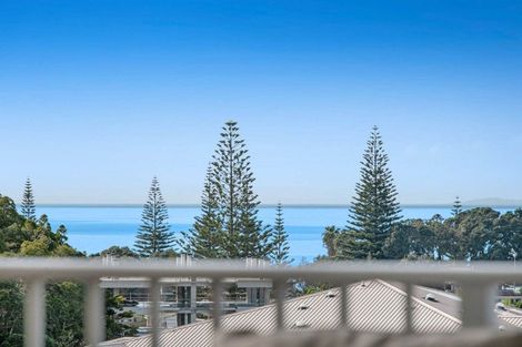 Photo of property in 119 Panorama Heights, Orewa, 0931