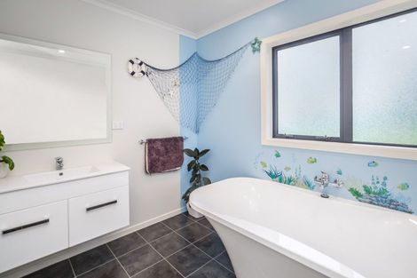 Photo of property in 1176 State Highway 2, Mikimiki, Masterton, 5881