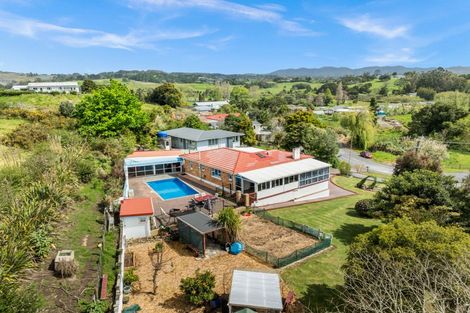 Photo of property in 16 Toetoe Road, Otaika, Whangarei, 0170