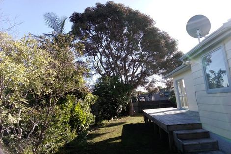 Photo of property in 12 Mountainview Terrace, Otaki Beach, Otaki, 5512