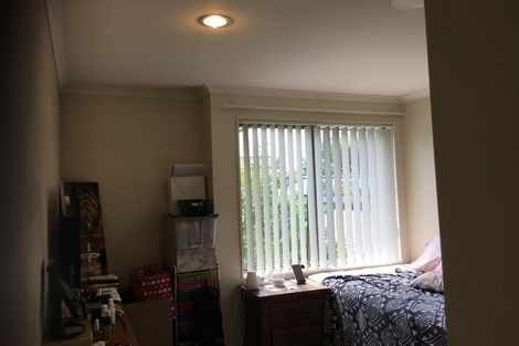 Photo of property in 71 Bruce Pulman Drive, Takanini, 2112