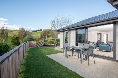 Photo of property in 5 Ella Lane, Green Island, Dunedin, 9018