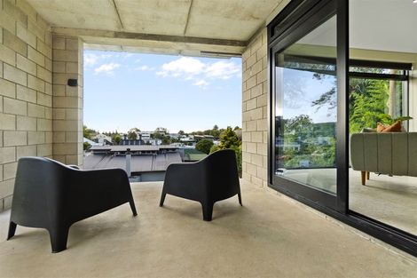 Photo of property in 30c Thackeray Street, Hamilton Lake, Hamilton, 3204