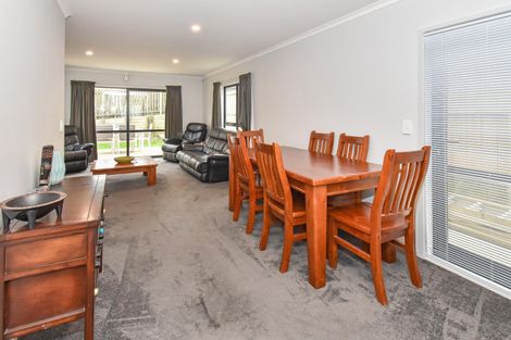Photo of property in 10 Taiaapure Street, Weymouth, Auckland, 2103