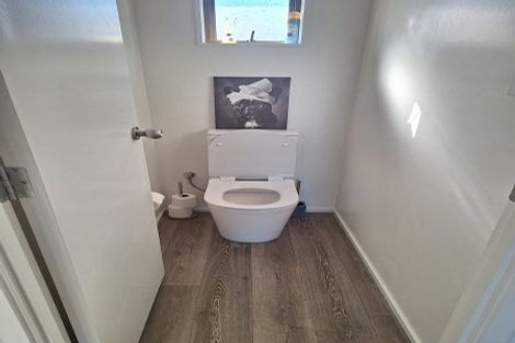 Photo of property in 2/19 Birman Close, Half Moon Bay, Auckland, 2012