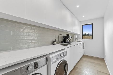 Photo of property in 7 Onyx Street, Albert Town, Wanaka, 9305