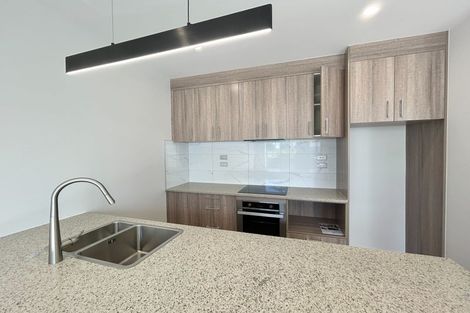 Photo of property in 21 Korokio Lane, Henderson, Auckland, 0612