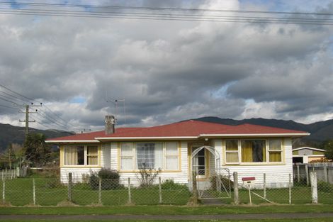 Photo of property in 32 Grand Street, Shannon, 4821