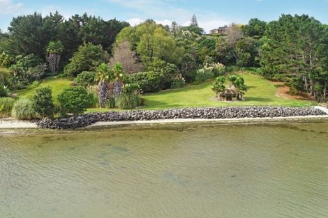 Photo of property in 44 Farley Road, Clarks Beach, Pukekohe, 2679