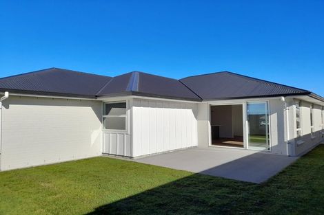 Photo of property in 11 Cotula Way, Papamoa Beach, Papamoa, 3118