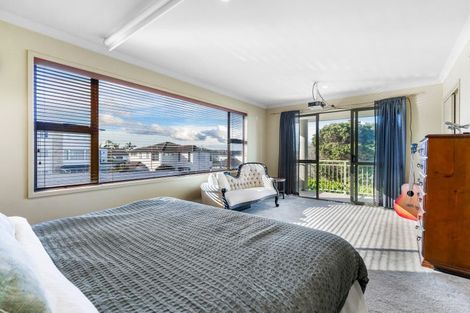 Photo of property in 67 Harbour View Road, Te Atatu Peninsula, Auckland, 0610