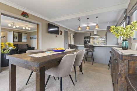 Photo of property in 60 Cutfield Street, Inglewood, 4330