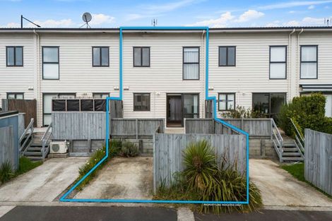 Photo of property in 4/38 Brigham Creek Road, Whenuapai, Auckland, 0618