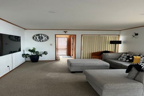 Photo of property in 7b Methuen Road, Avondale, Auckland, 0600