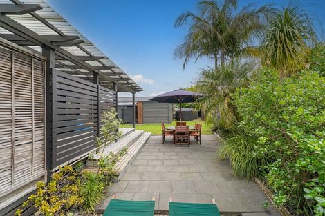 Photo of property in 29 Oyster Drive, Cooks Beach, Whitianga, 3591