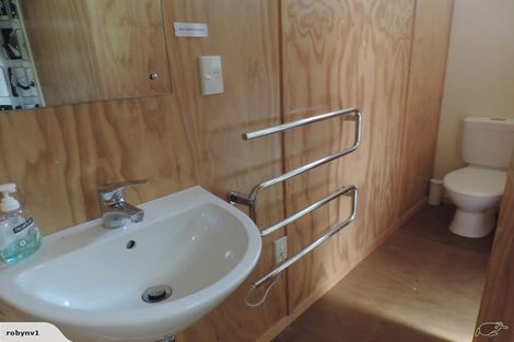 Photo of property in 45 Lake View Terrace, Moana, 7875