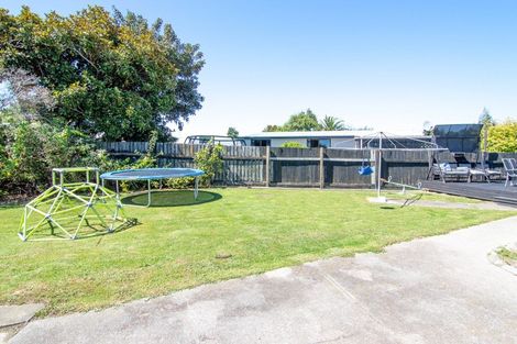 Photo of property in 8 Newton Place, Westbrook, Palmerston North, 4412