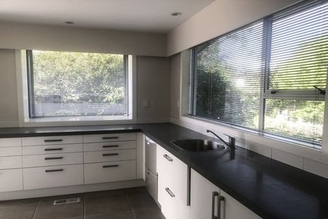 Photo of property in 7 Ilkley Place, Ilam, Christchurch, 8041