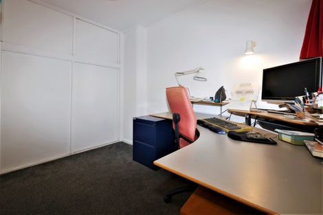 Photo of property in 4 Claremont Grove, Mount Victoria, Wellington, 6011