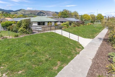 Photo of property in 7 Heath Place, Stoke, Nelson, 7011