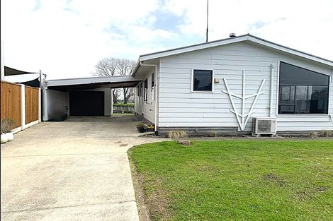 Photo of property in 26 Tawhara Place, Edgecumbe, 3120
