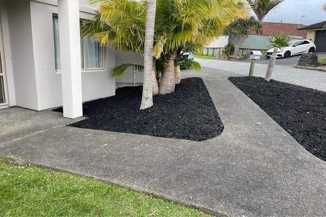 Photo of property in 24 George Deane Place, Greenhithe, Auckland, 0632