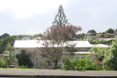 Photo of property in 34 Evans Road, Glen Eden, Auckland, 0602