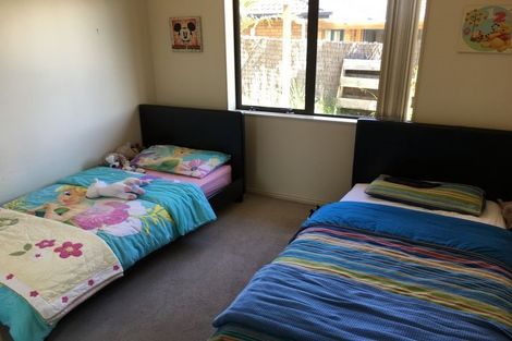 Photo of property in 37 Robin Brooke Drive, Flat Bush, Auckland, 2019