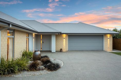 Photo of property in 17 Awa Place, Rangiora, 7400