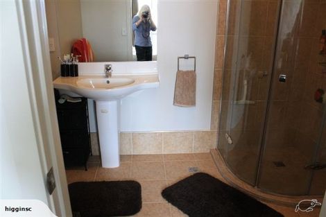 Photo of property in 17/11 Carlos Drive, Flat Bush, Auckland, 2016