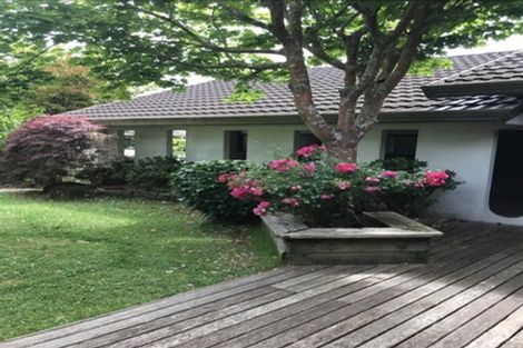 Photo of property in 25 Ravenstone Place, Chatswood, Auckland, 0626