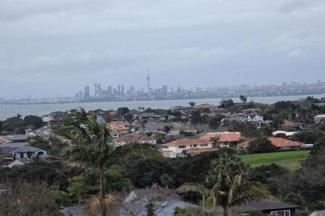 Photo of property in 12 Westergrove Place, West Harbour, Auckland, 0618