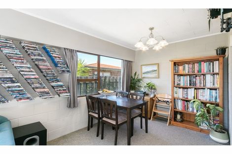 Photo of property in 28 Plymouth Road, Flaxmere, Hastings, 4120