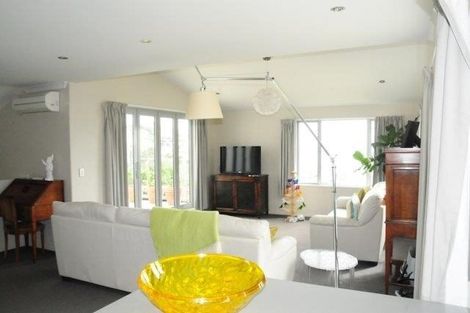 Photo of property in 17 Mandalay Lane, Redcliffs, Christchurch, 8081