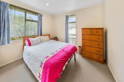 Photo of property in 93 Arimu Road, Papakura, 2110