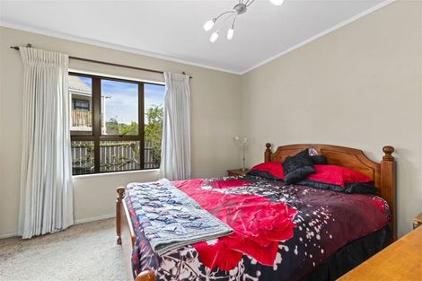 Photo of property in 27 Hale Crescent, Bayview, Auckland, 0629