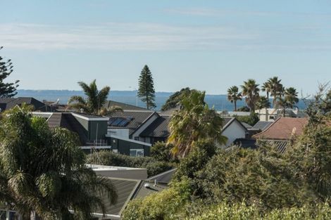 Photo of property in 130b Oceanview Road, Mount Maunganui, 3116