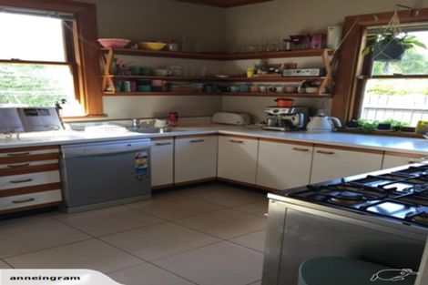 Photo of property in 23 Severn Street, Island Bay, Wellington, 6023