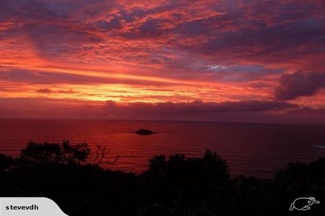 Photo of property in 13 Ngatira Road, Muriwai, Waimauku, 0881