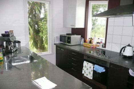 Photo of property in 1 Hadfield Terrace, Kelburn, Wellington, 6012