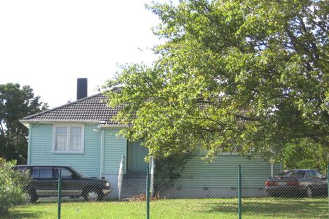 Photo of property in 255 Great North Road, Henderson, Auckland, 0612