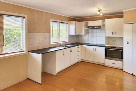 Photo of property in 21 Gibbs Crescent, Wainuiomata, Lower Hutt, 5014