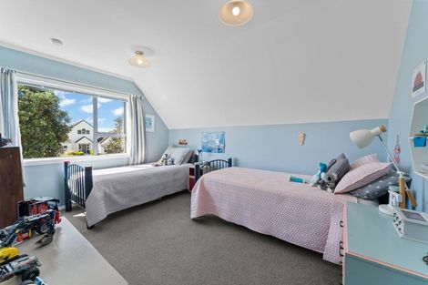 Photo of property in 40 Joseph Banks Drive, Whitby, Porirua, 5024