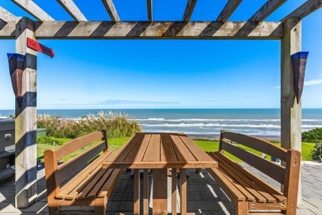 Photo of property in 43 Longbeach Drive, Castlecliff, Whanganui, 4501