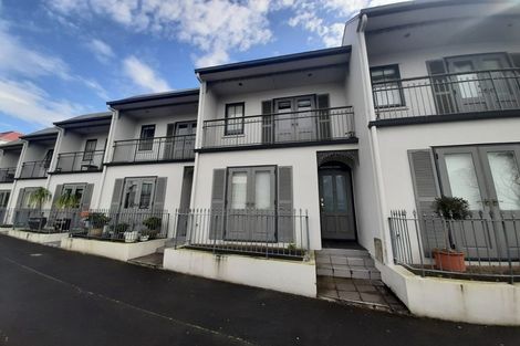 Photo of property in 11/97b Mokoia Road, Birkenhead, Auckland, 0626