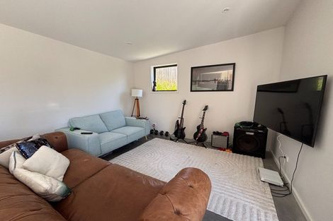 Photo of property in 10 Dove Grove, Westmorland, Christchurch, 8025