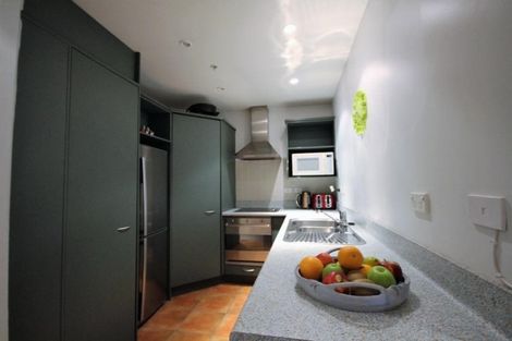 Photo of property in 9/5b Kent Terrace, Mount Victoria, Wellington, 6011