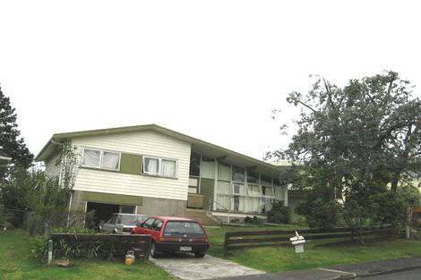 Photo of property in 33 Paramu Avenue, Birkdale, Auckland, 0626